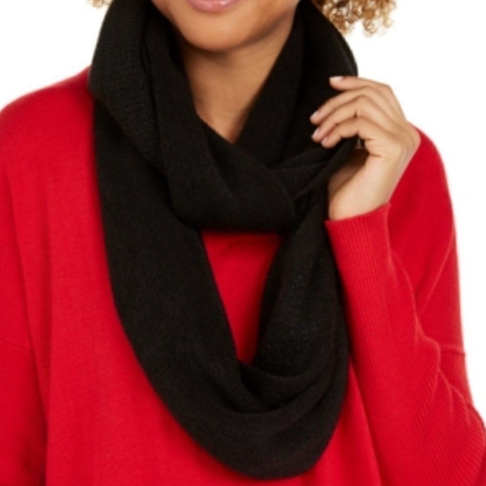 4/$25**Infinity Loop scarf by Calvin Klein
